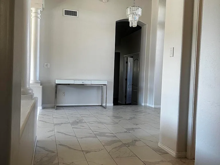 13172 N 88th Pl — Photo 11