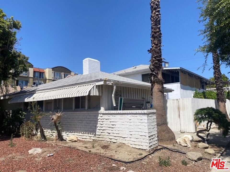 1st image of 6716 Whitsett Ave