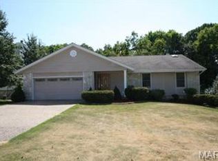605 Woodchuck Ln, Lake Saint Louis, MO