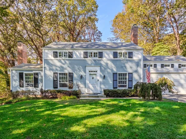 7 Shaker Hollow Road, Setauket, NY 11733