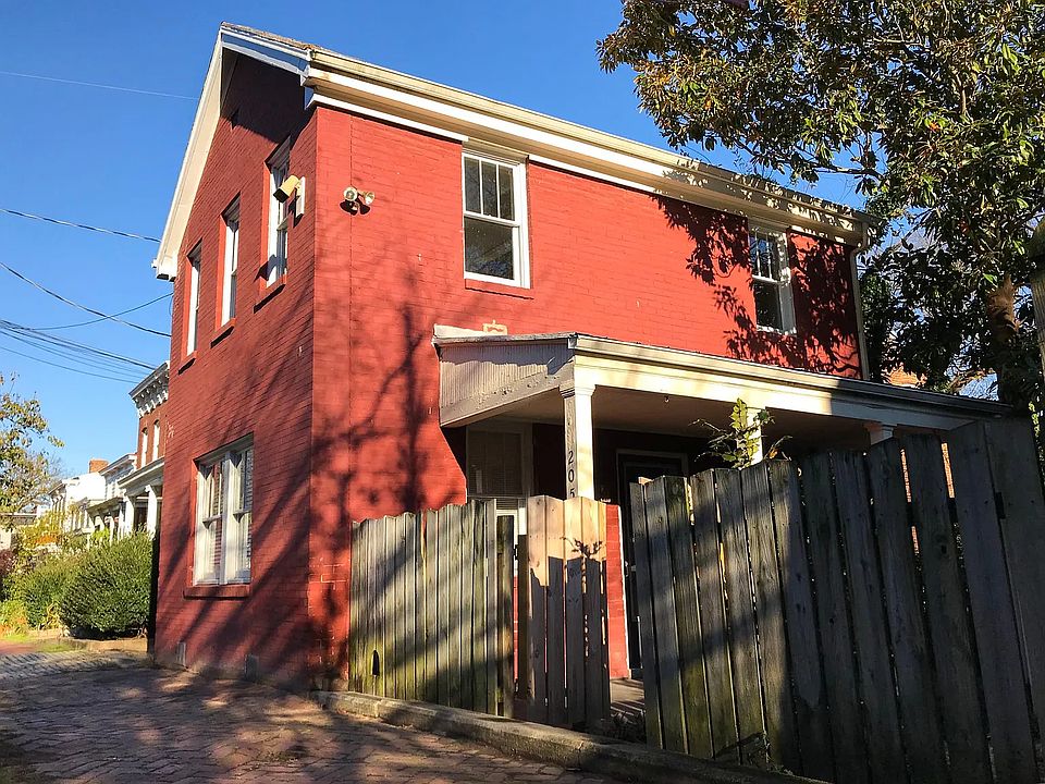 1st image of 205 N 28th St