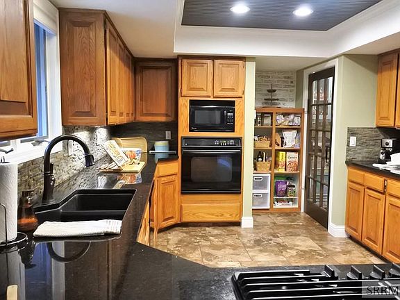 3rd image of 3065 Sunnybrook Ln
