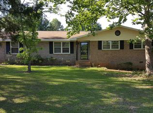 211 Hickman Rd, Forsyth, GA 31029