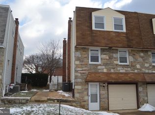 11119 Kirby Dr, Philadelphia, PA 19154