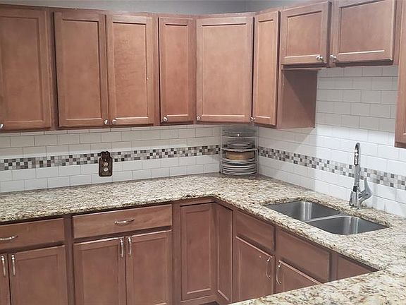 4th image of 8418 Old Homestead Dr