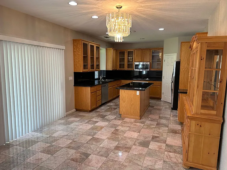 2283 Gary Ln — Photo 7