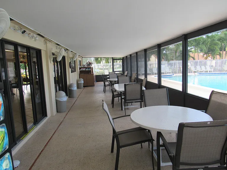 606 Sea Pine Way #D — Photo 19