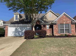 1568 Cedar Trace Dr, Hernando, MS 38632