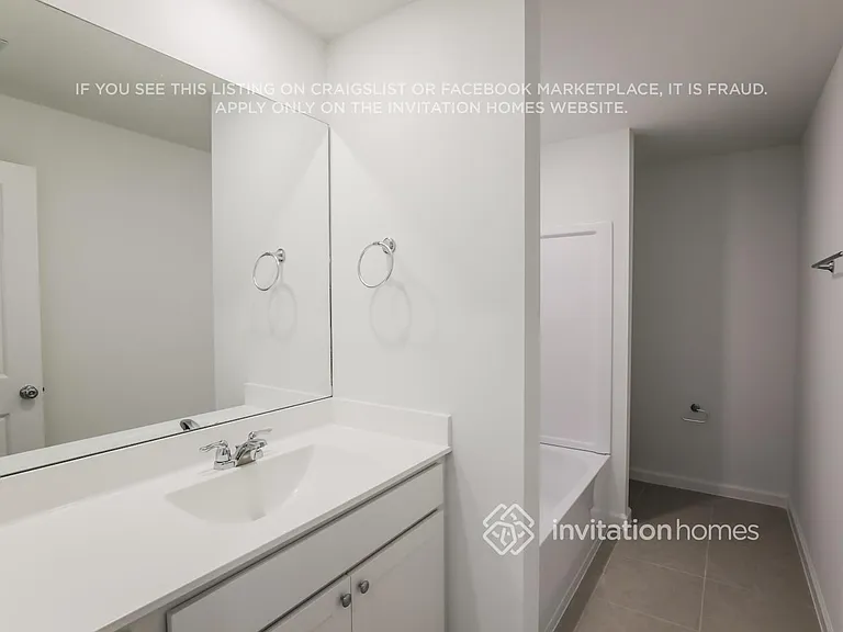714 Carlyle Way — Photo 12