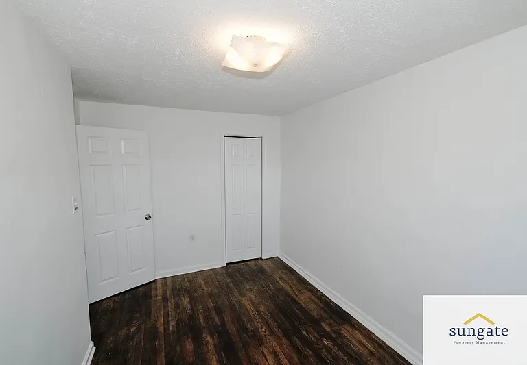 217 W Edgevale Rd — Photo 24