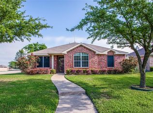 520 Sandy Ln, Royse City, TX 75189