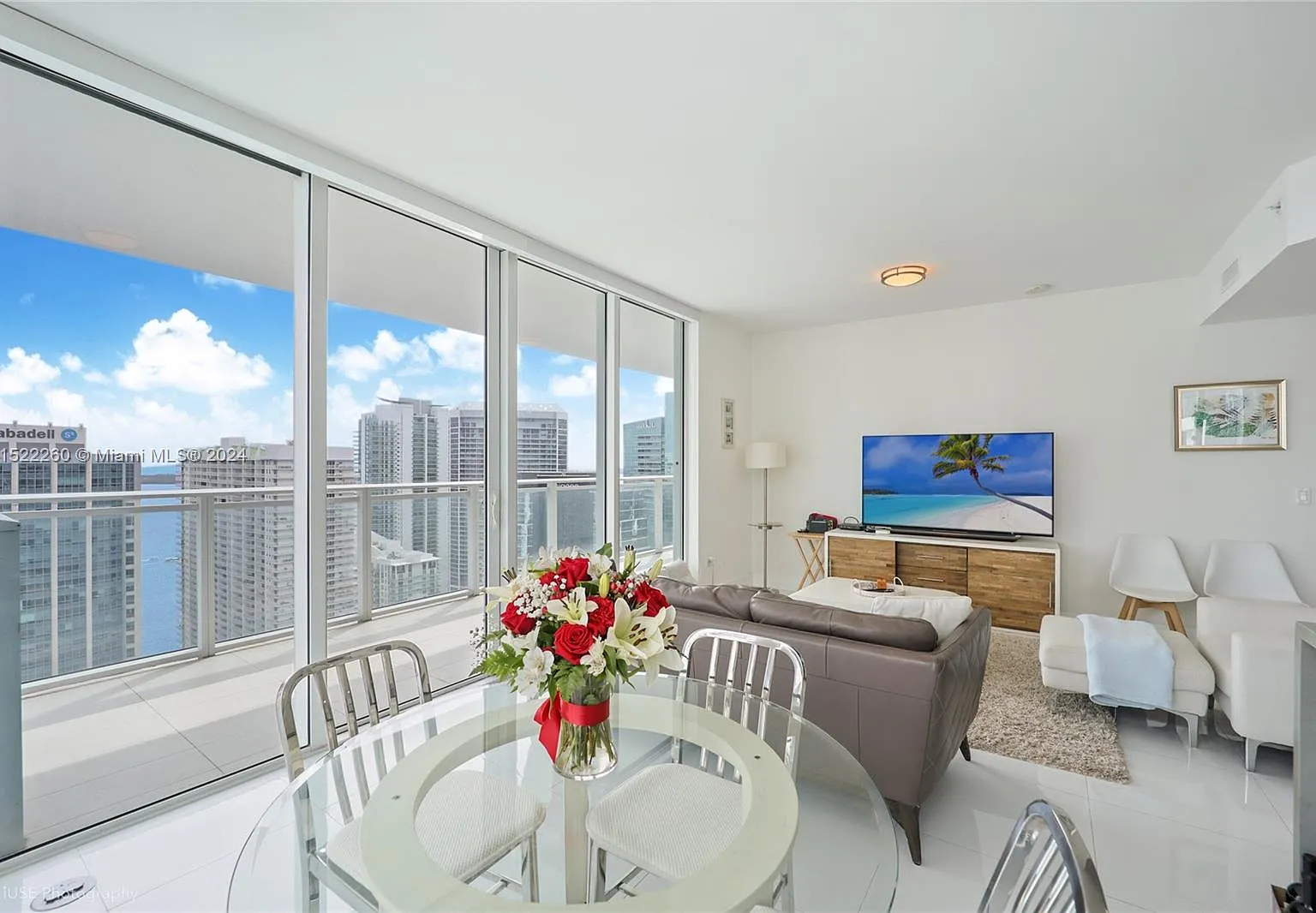 3 bed, 1710 sqft, $8,000 — Photo 4