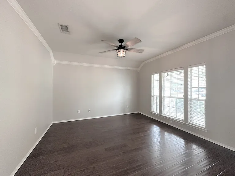 5020 Nash Ln — Photo 8