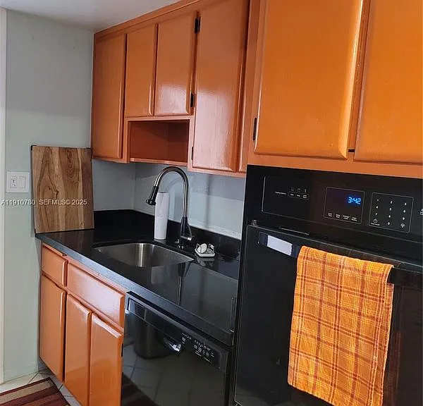 1750 E Las Olas Blvd #402 — Photo 3