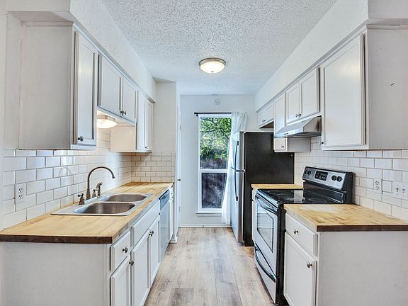 5th image of 2517 Glen Springs Way #B