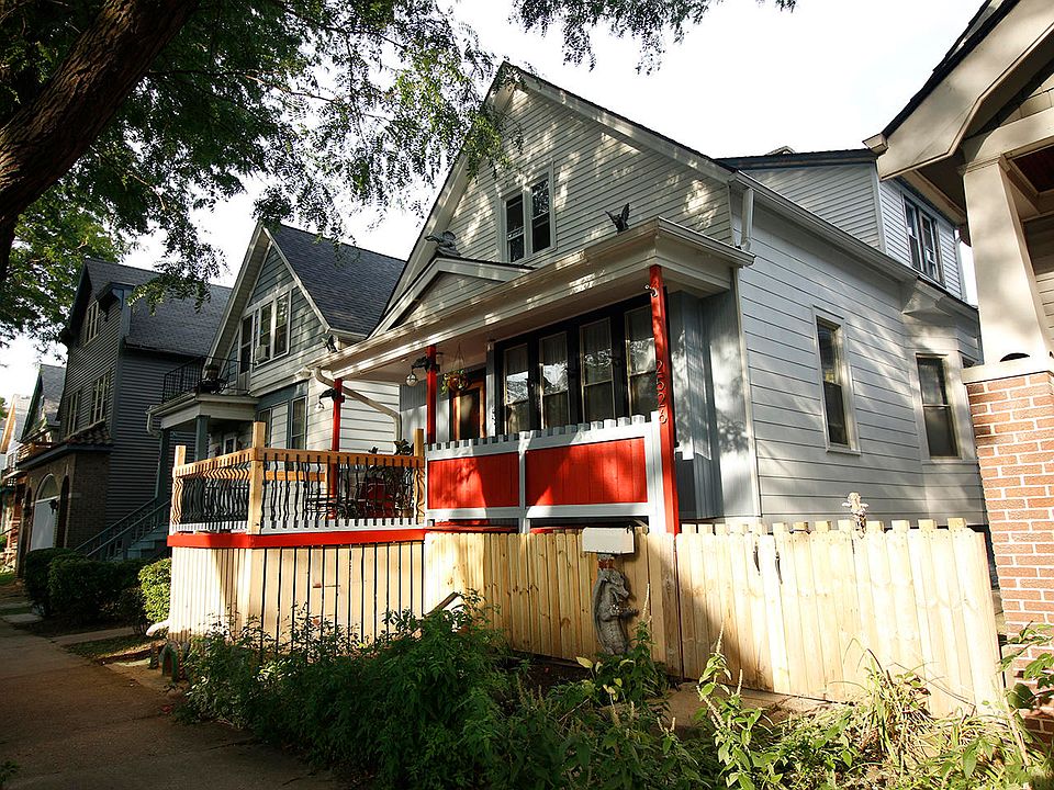 1st image of 2526 N Bremen St