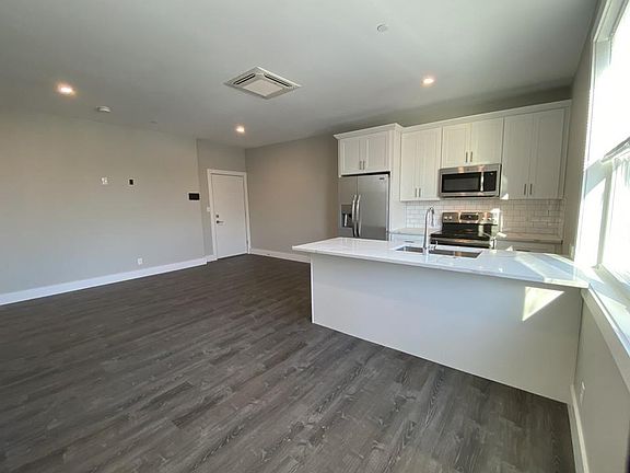 3rd image of 24 Norwood St #3