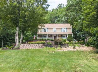 13 Oriole Rd, Windham, NH 03087
