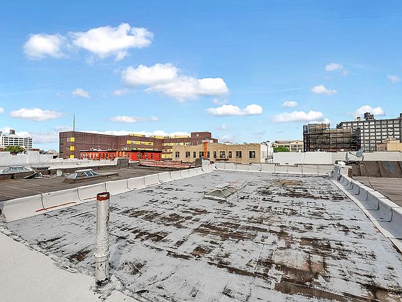 4th image of 891 4th Ave #1