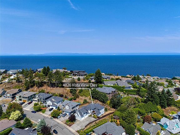 2nd image of 4826 Vista View Cres
