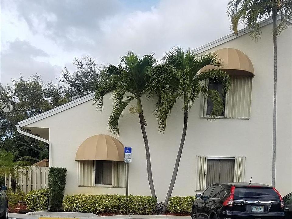 1st image of 10253 NW 33rd Pl