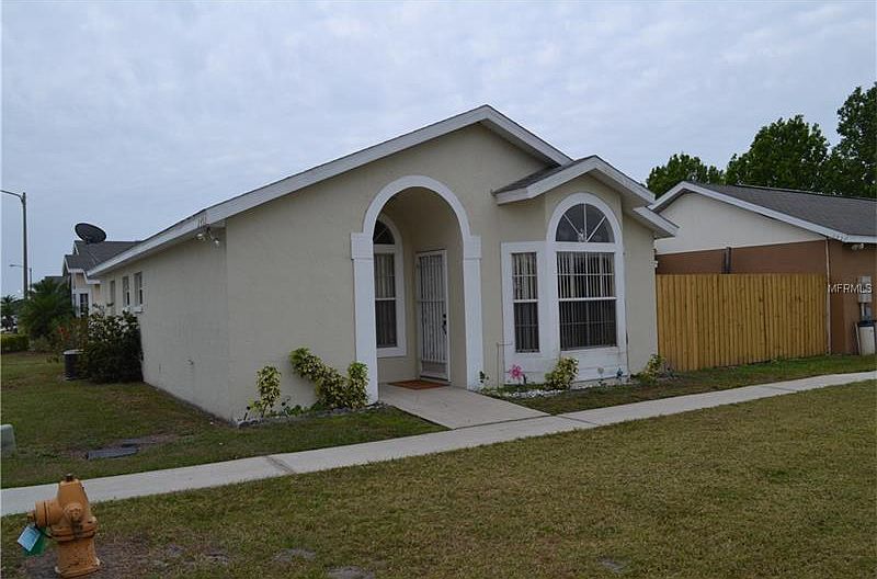 1st image of 2455 Harbor Town Dr