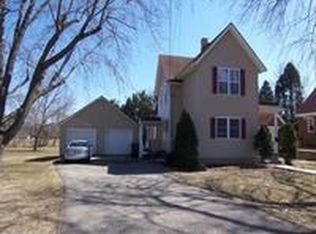 403 Columbus St, Sun Prairie, WI 53590