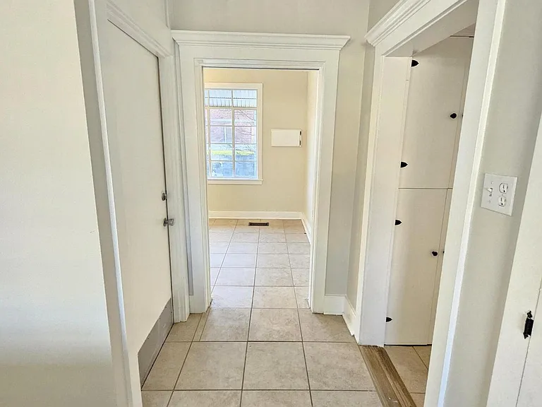 1711 Cherry St — Photo 14