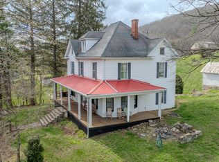 1932 Virginia Ave, Bluefield, VA 24605