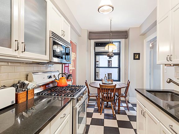 5th image of 710 W End Ave #9B