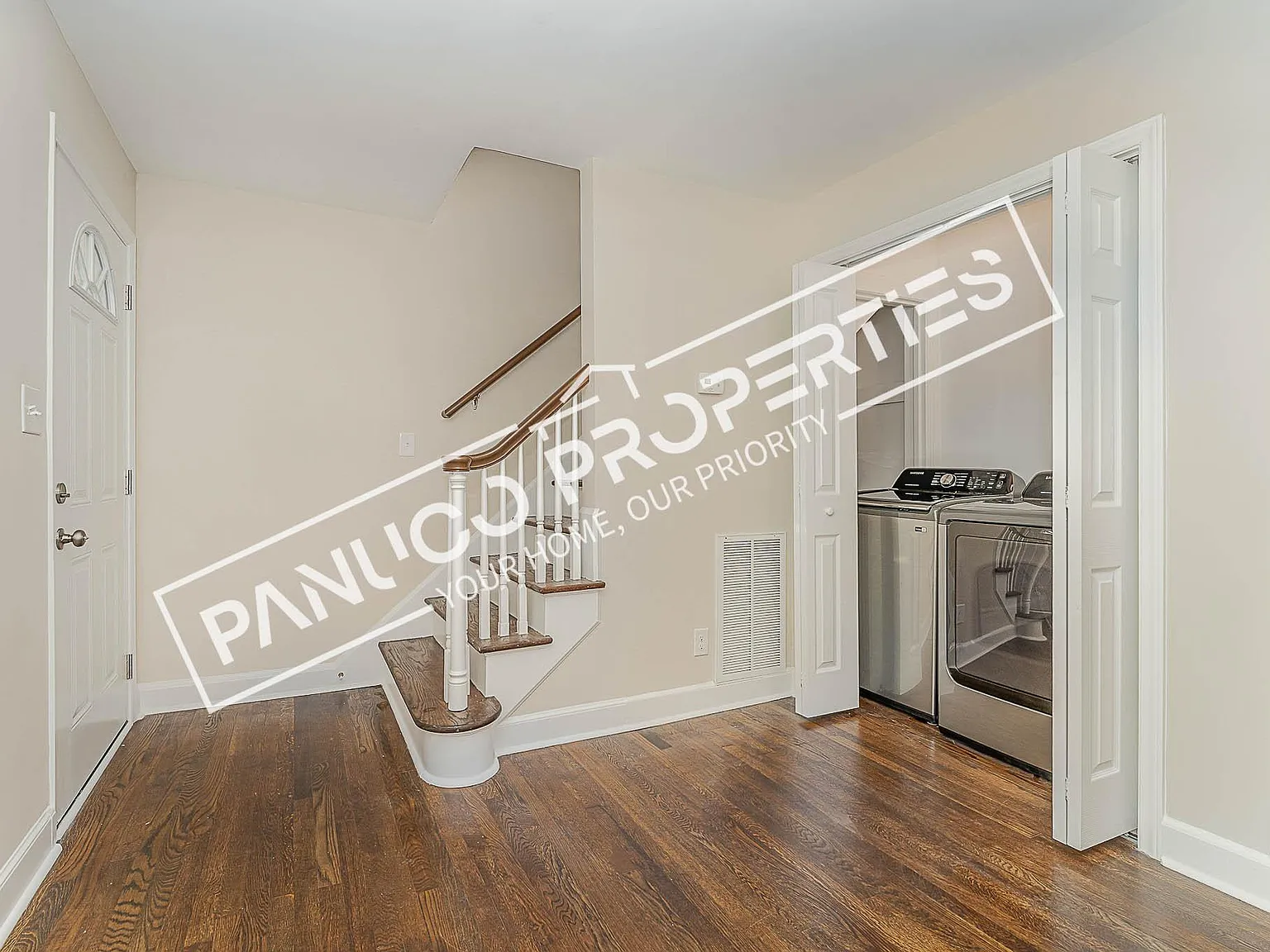 108 Adams St — Photo 3