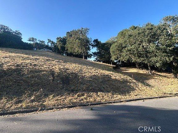 2nd image of 5775 Encino Ave