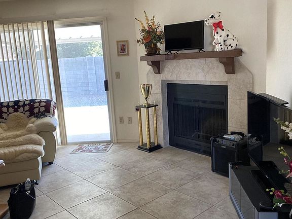 4th image of 4837 E Sunrise Dr