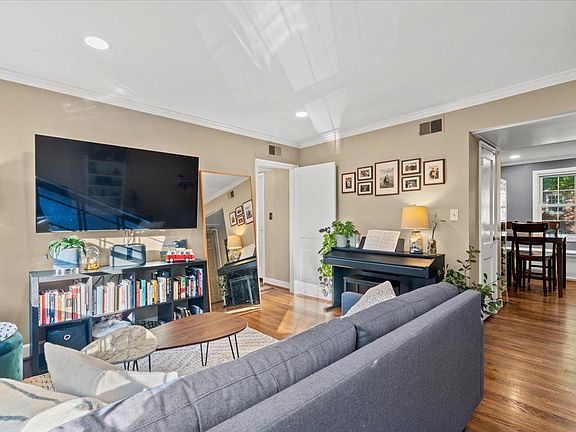 2nd image of 730 S Fayette St APT 21