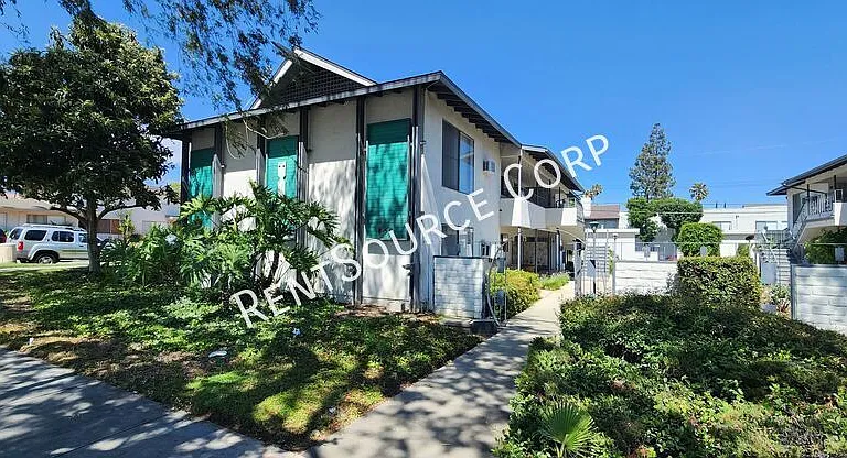 850 N Redding Way #C — Photo 1