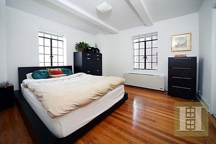 3rd image of 25 Tudor City Pl APT 1319