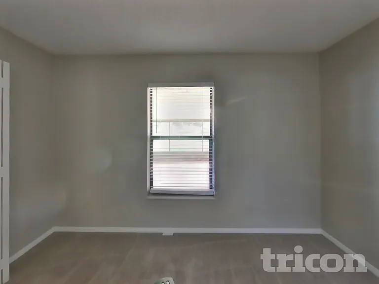 4739 Harpers Ferry Ln — Photo 13
