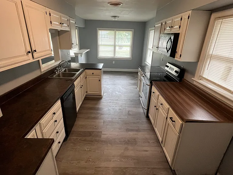 3235 New Lynnview Dr — Photo 19