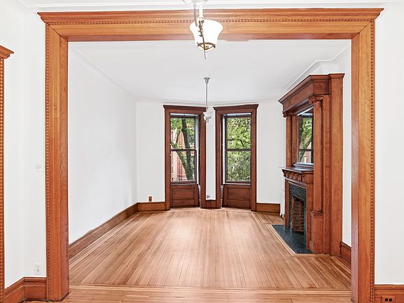 2nd image of 207 Park Pl APT 2W