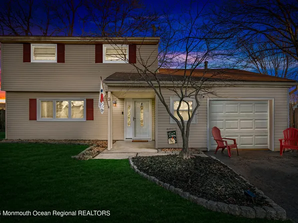 3 Elm Avenue, Hazlet, NJ 07730
