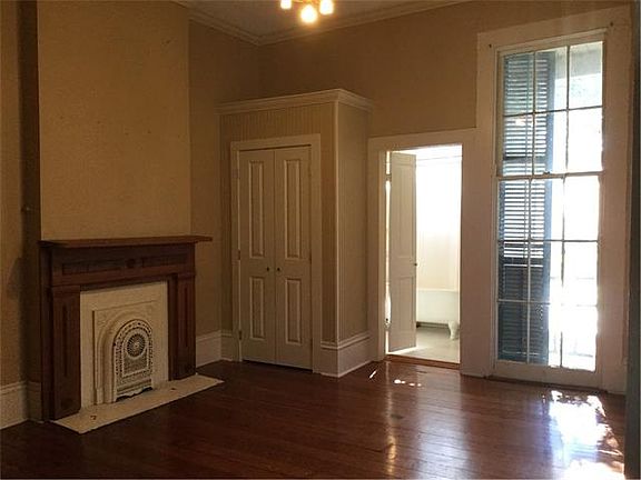 2nd image of 3522 Magazine St