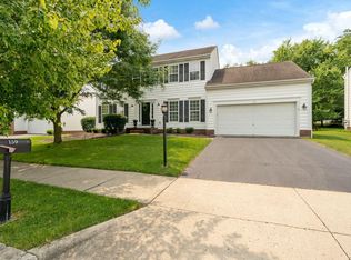 159 Timber Oak Dr, Powell, OH 43065
