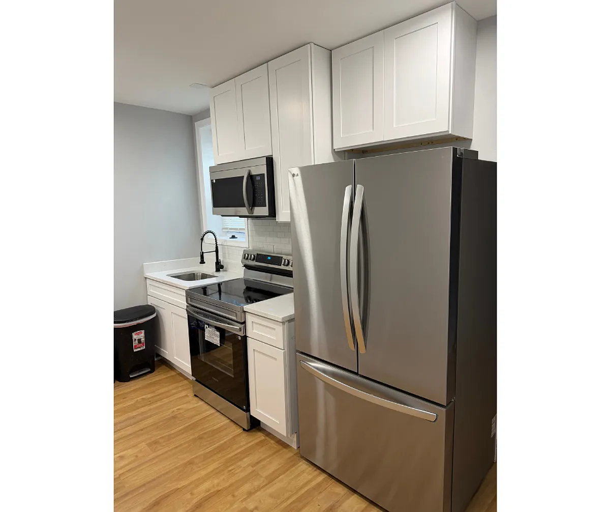 Building Photo - 1628 Benhill Ave #1C