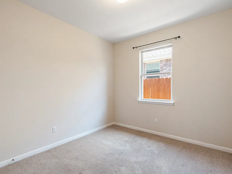 2428 Granite Hill Dr — Photo 71