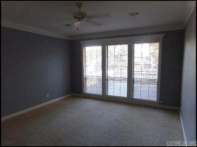 209 Chalamont Ln — Photo 14