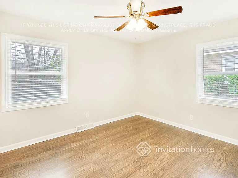 4240 Winedale Ln — Photo 18