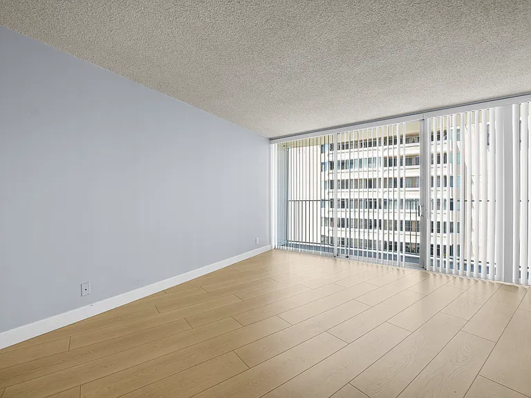 700 E Ocean Blvd #1201 — Photo 10