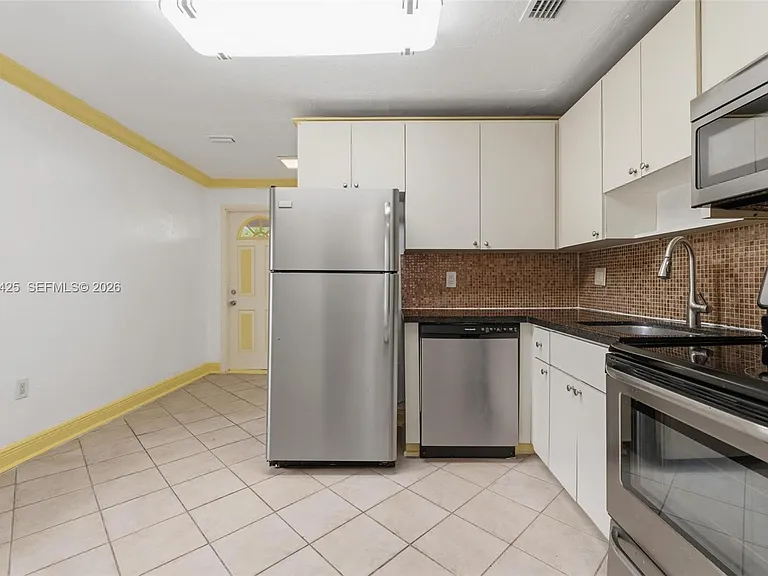 3147 McDonald St #2 — Photo 9