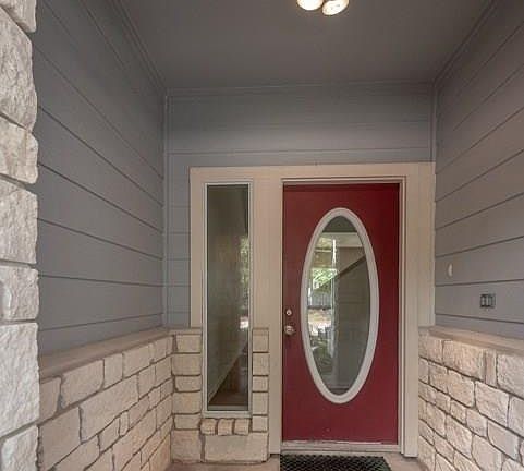 3rd image of 1203 Canyon Creek Cir