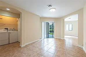 6094 Live Oak Ct — Photo 9